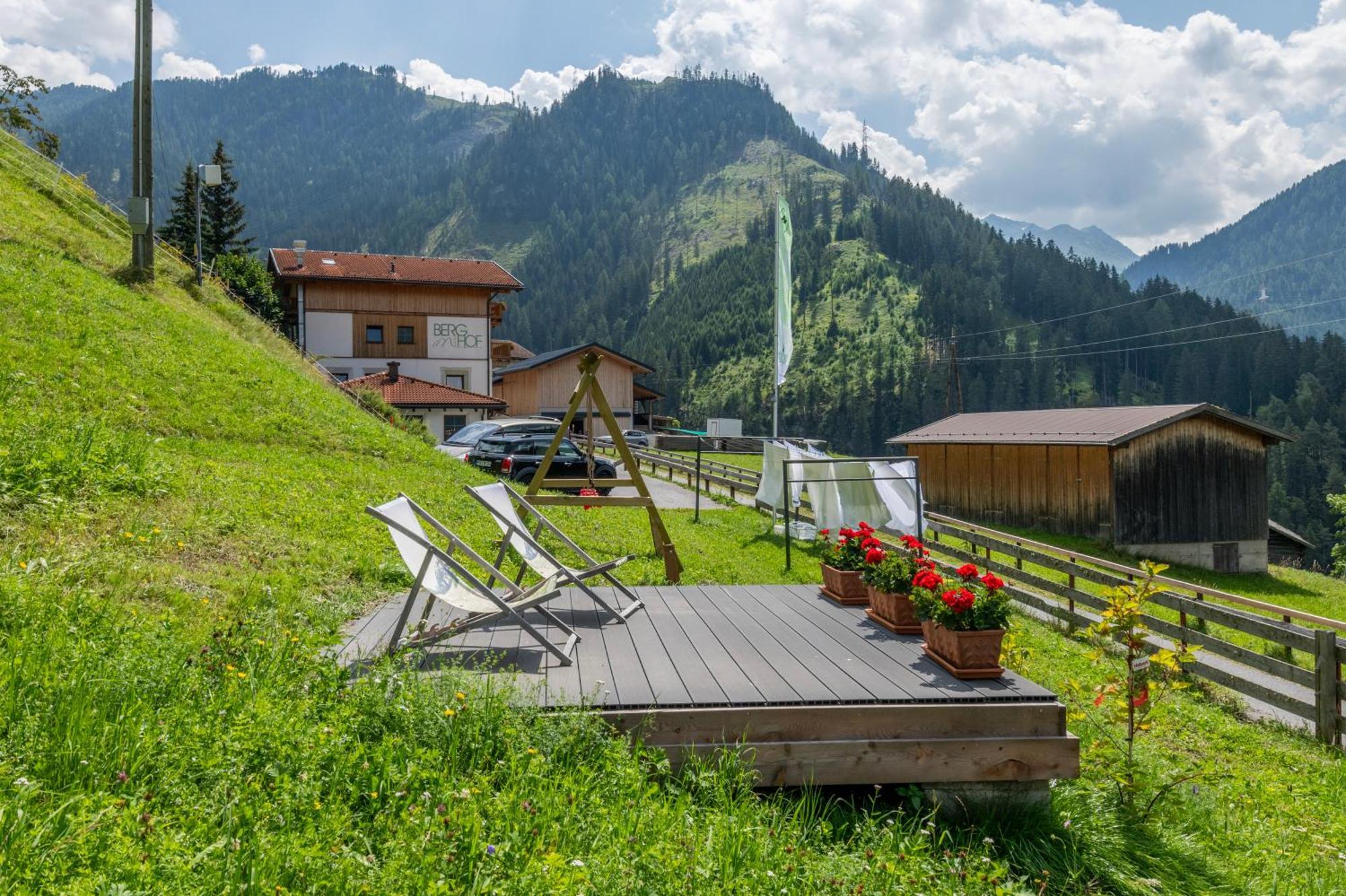 Naturhotel Berghof Pfunds Exterior foto