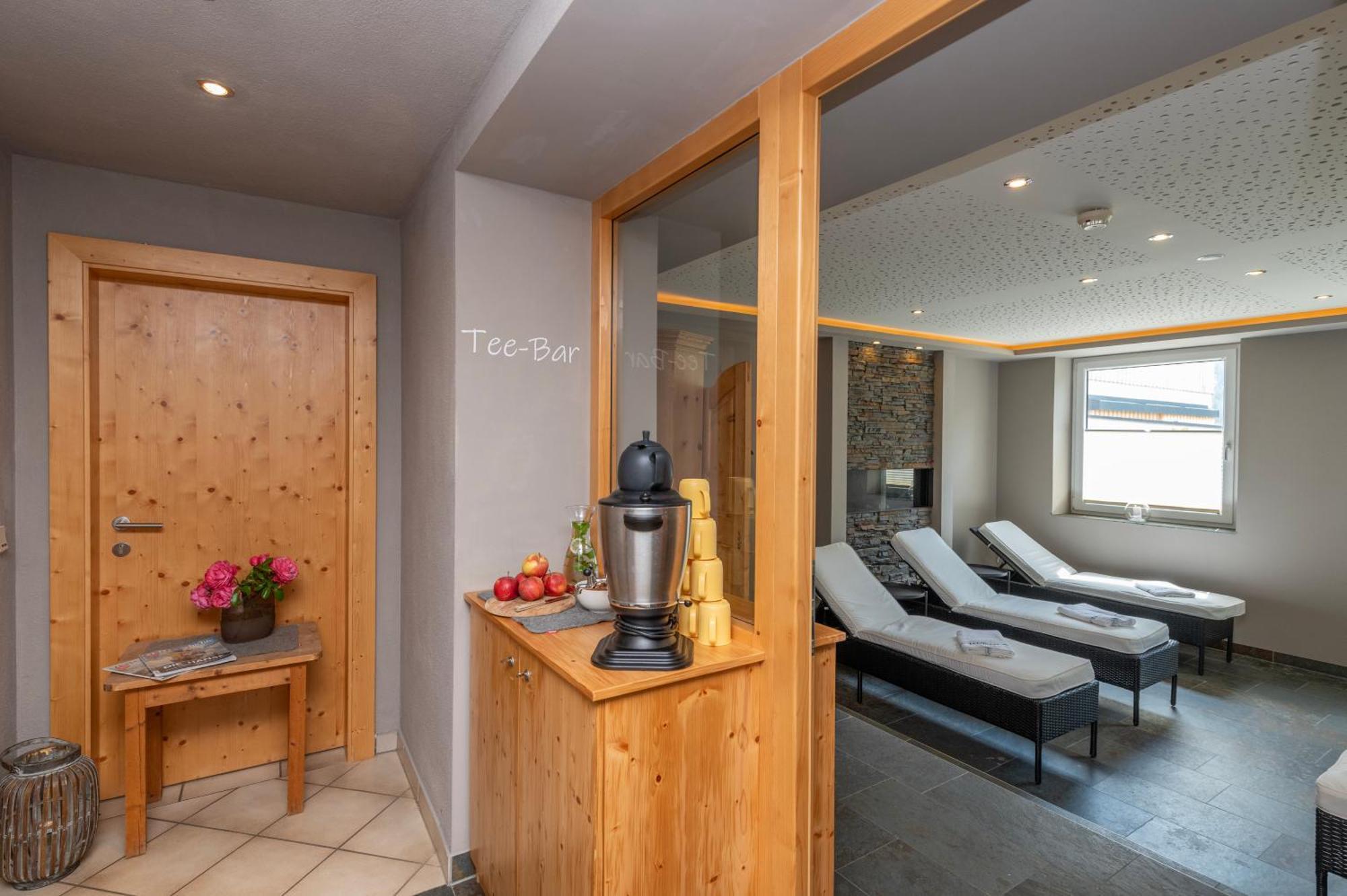Naturhotel Berghof Pfunds Exterior foto
